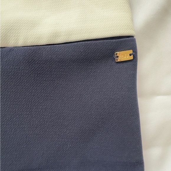 River Woods White and Navy Blue Embellished Sleeveless Block Tank Top Size 36 - Picture 10 of 10